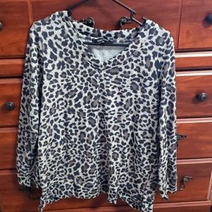 Ellen Tracy Leopard Print Sweater